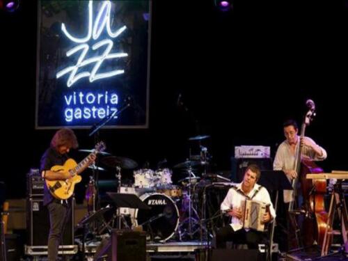 2009_7_16_RAbl7jxELIghxjeHTna0l4-1024x768